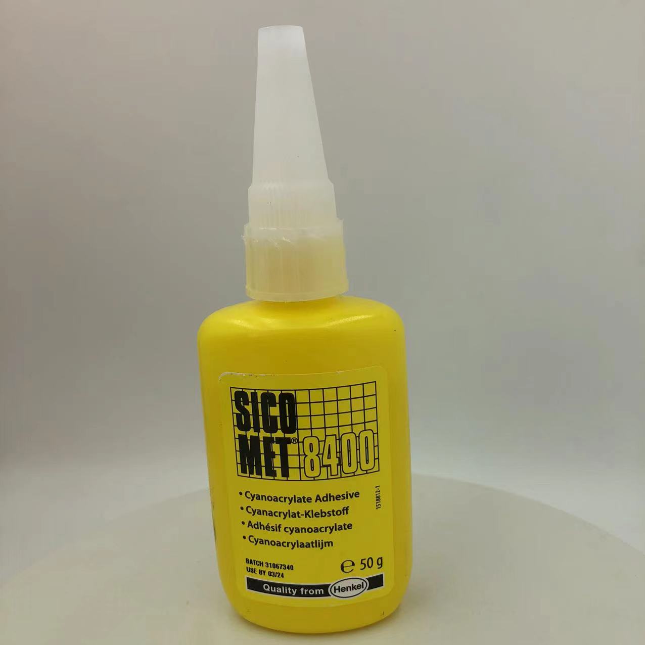 塑料與彈性體粘接劑SICOMET 8400